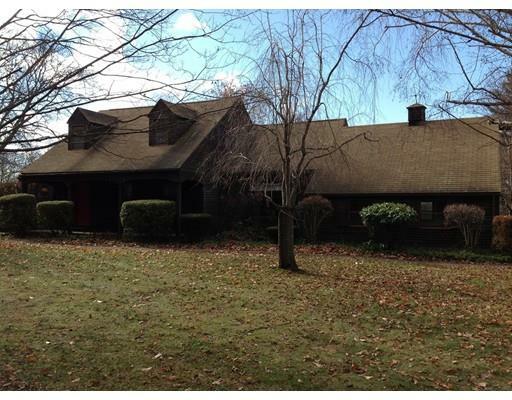 Property Photo: 20 Eastwood Dr MA 01085