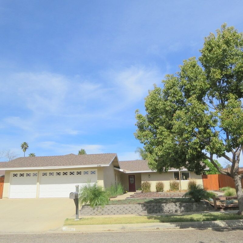 Property Photo:  530 Howe Pl  CA 92025 