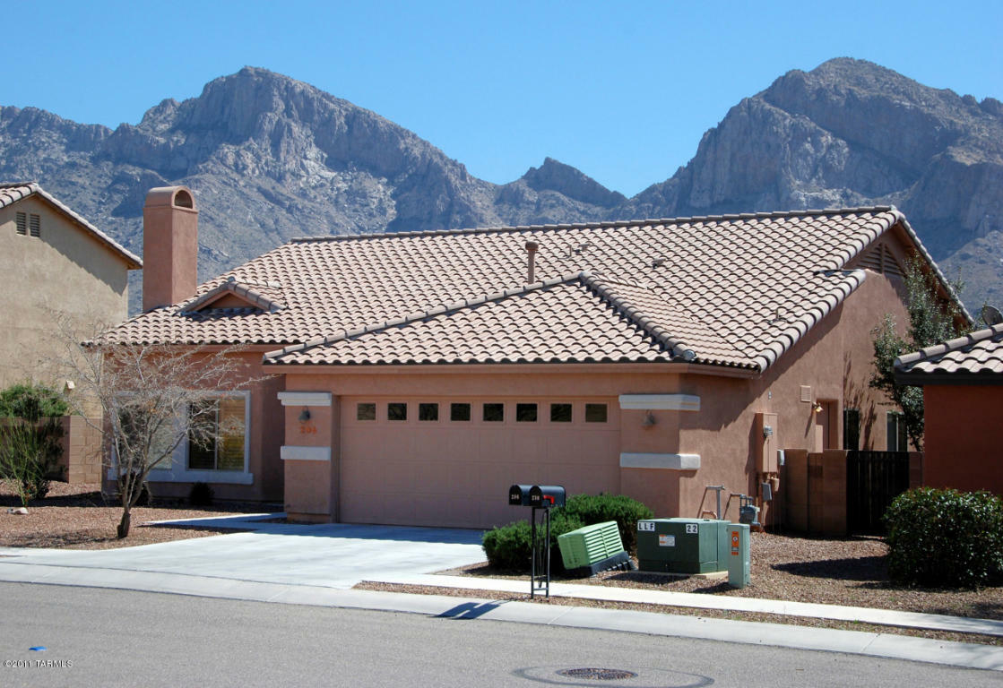 Property Photo:  286 E Shore Cliff Place  AZ 85737 