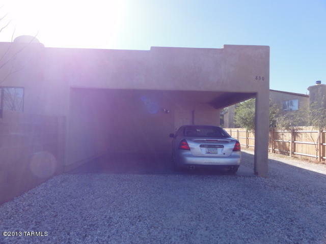 Property Photo:  830 E Limberlost Drive  AZ 85719 