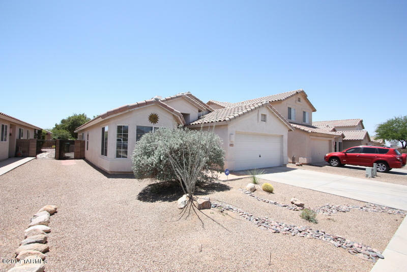 Property Photo:  2649 W Desert Brook Court  AZ 85742 