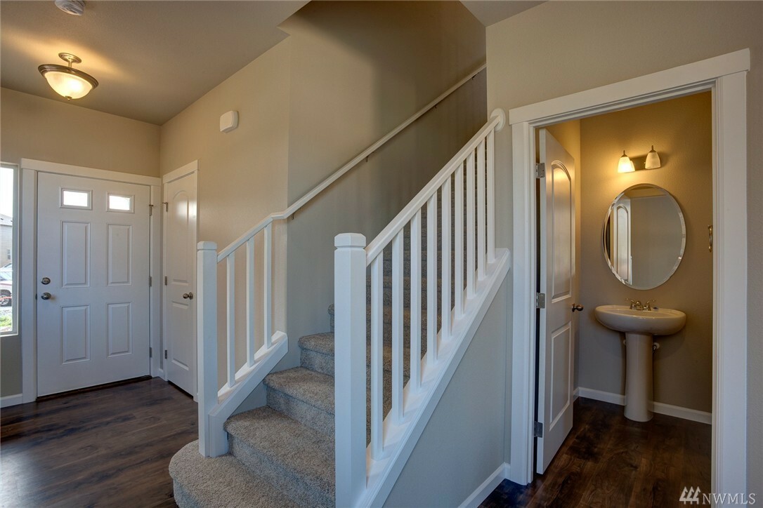 Property Photo:  11419 175th Street E  WA 98374 
