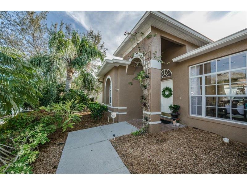 Property Photo:  15910 Lahinch Circle  FL 33556 