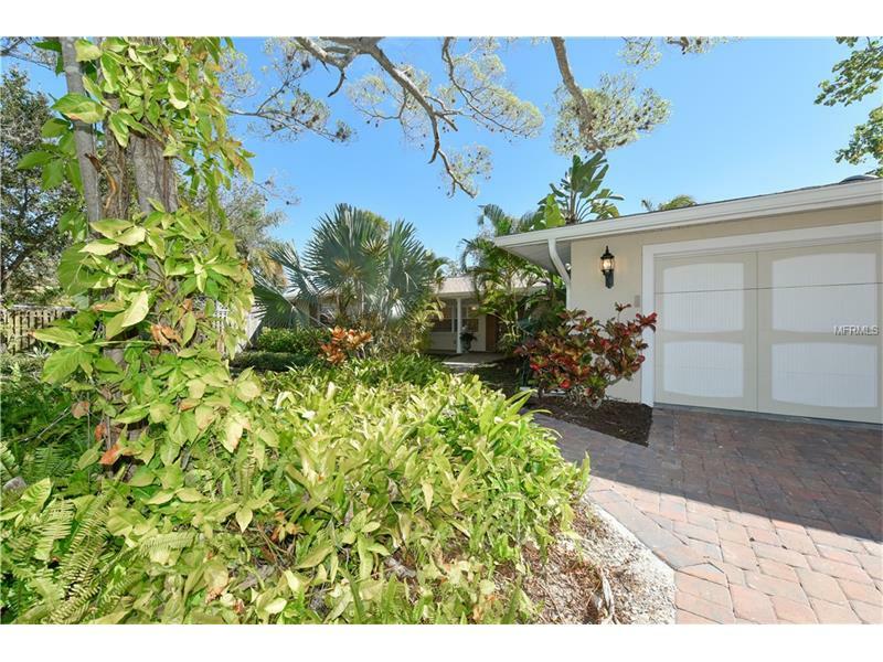 Property Photo:  5165 Sandy Cove Avenue  FL 34242 