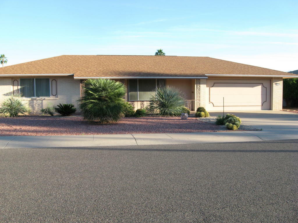 Property Photo:  9617 W Briarwood Circle N  AZ 85351 