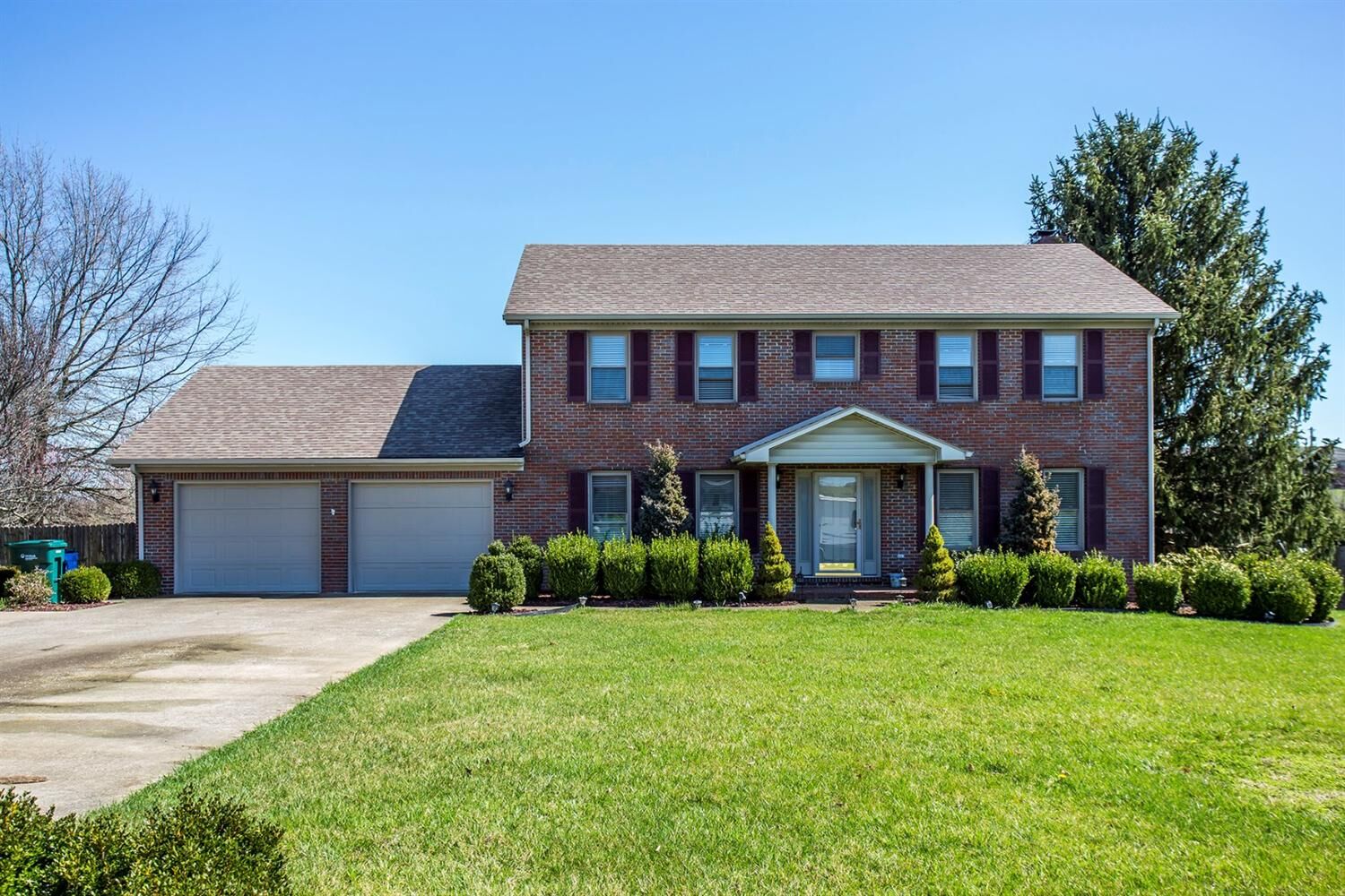 Property Photo:  1308 Travis Drive  KY 40475 