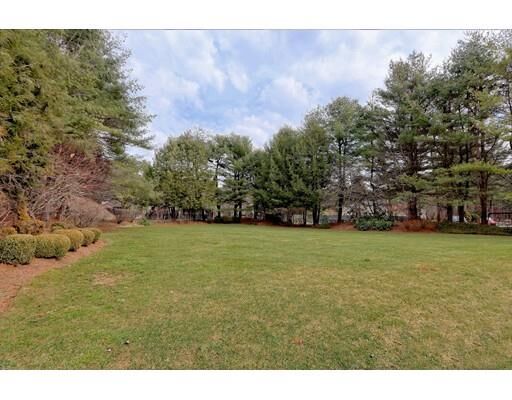 Property Photo:  66 Fox Run Road  MA 01776 