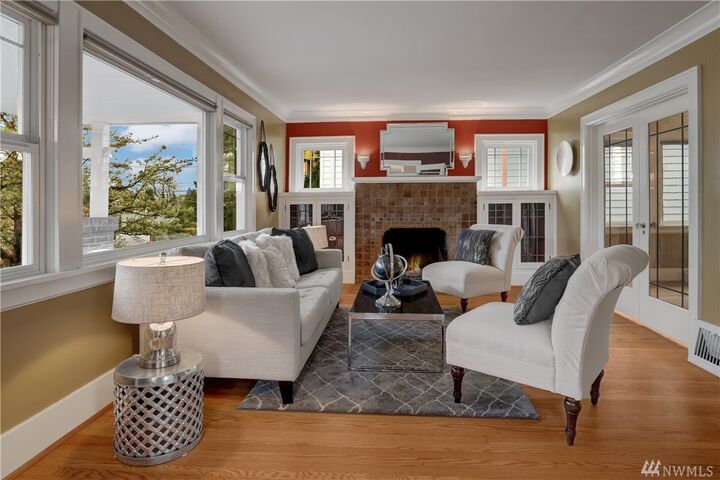 Property Photo: 8519 14th Ave NW WA 98117