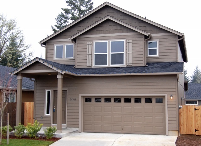 Property Photo: 1404 N Rogue River St WA 99224