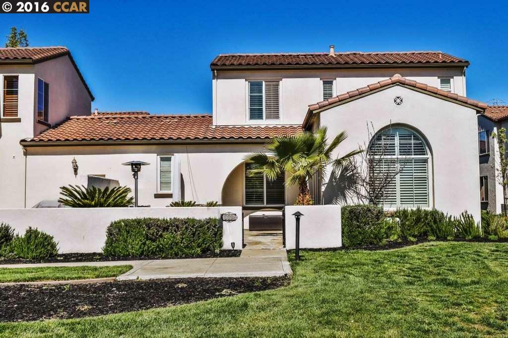 Property Photo:  1135 Cedarwood Loop  CA 94582 