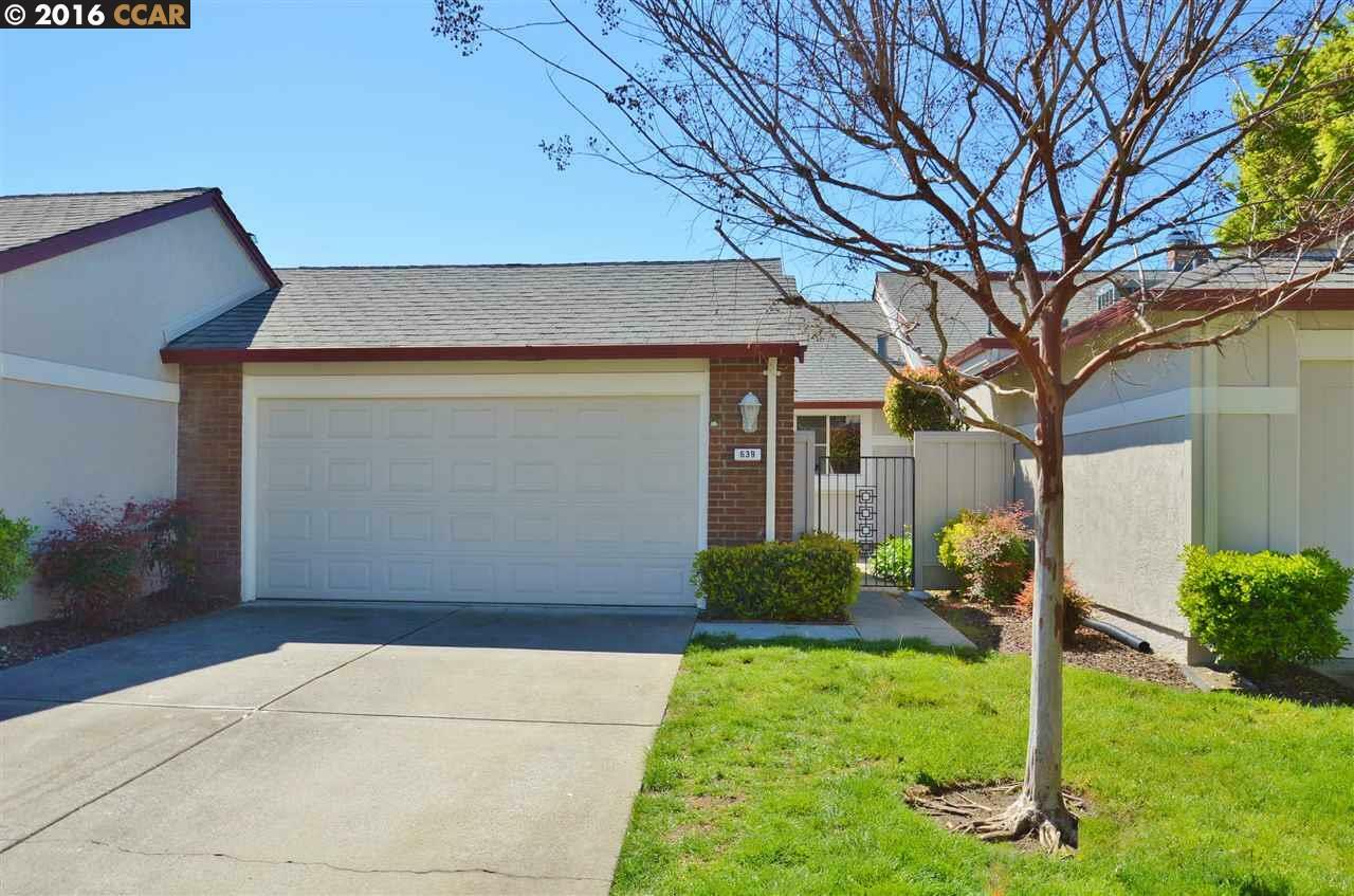 Property Photo: 639 St Ives Ct CA 94598