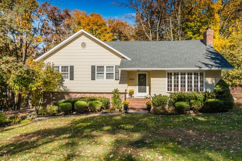 Property Photo:  2691 Deer Path  NJ 07076 