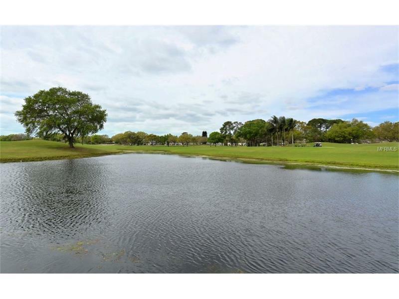 Property Photo:  7312 Golf Pointe Circle  FL 34243 