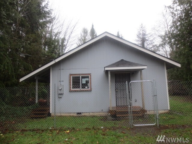 Property Photo:  16214 356th Ave SE  WA 98294 