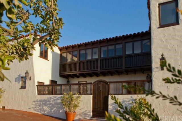 Property Photo: 2444 The Strand CA 90254