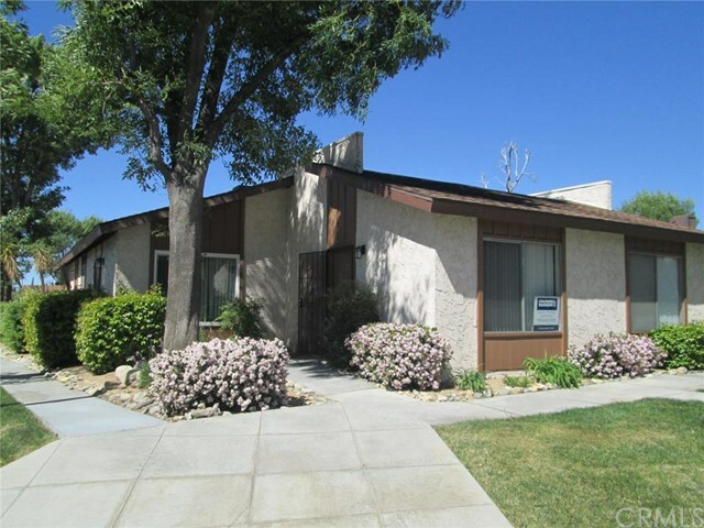 1254 Vista Serena  Banning CA 92220 photo