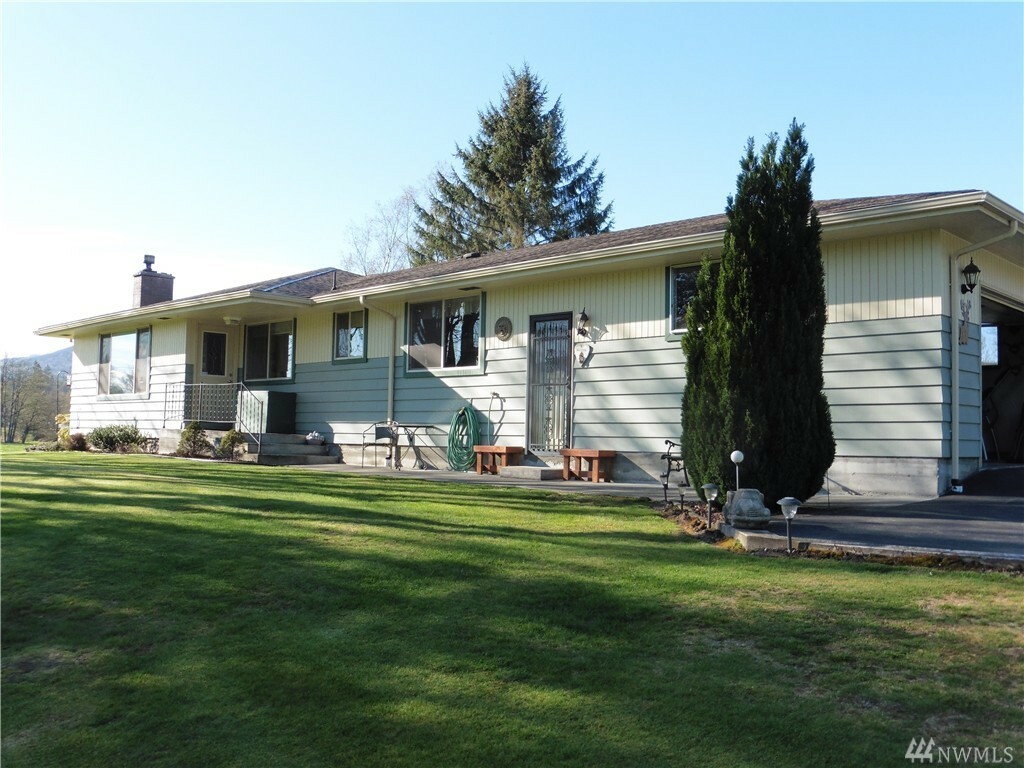 Property Photo:  7944 Healy Rd  WA 98284 