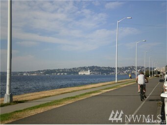 Property Photo:  1788 Alki Ave SW  WA 98116 