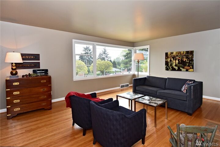 Property Photo:  10007 9th Ave NW  WA 98177 