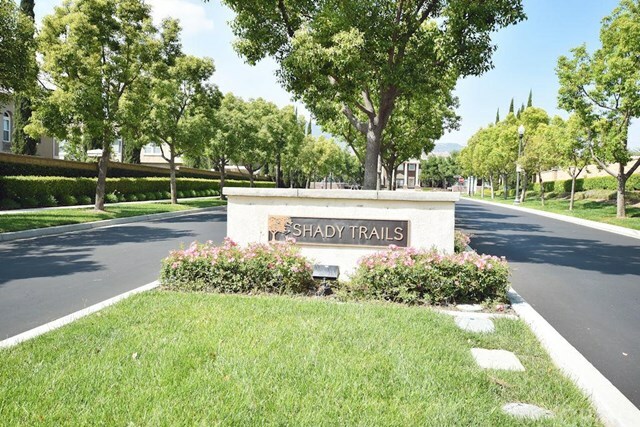 Property Photo:  15723 Parkhouse Drive 70  CA 92336 