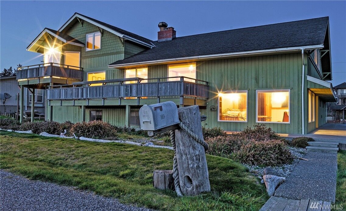 Property Photo:  44 Agate Beach Lane  WA 98261 