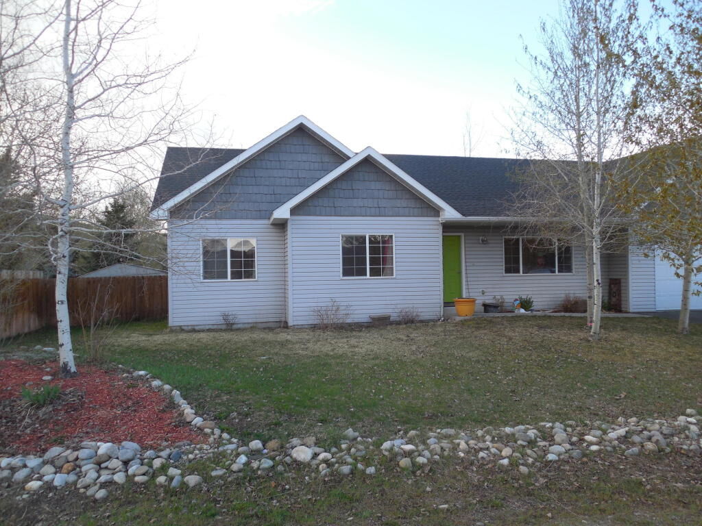 Property Photo:  2170 Laurelwood Dr  ID 83333 