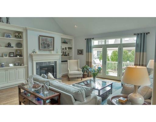 Property Photo: 9 Graystone Circle 9 MA 01890