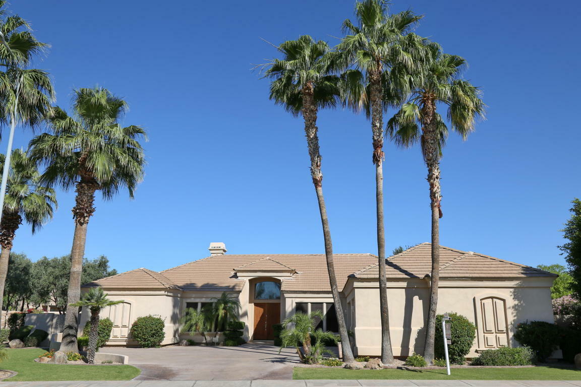 Property Photo: 3450 S Camellia Place AZ 85248