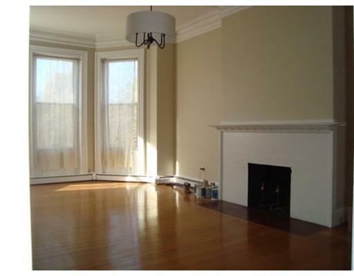 Property Photo:  114 Commonwealth Avenue 3  MA 02116 