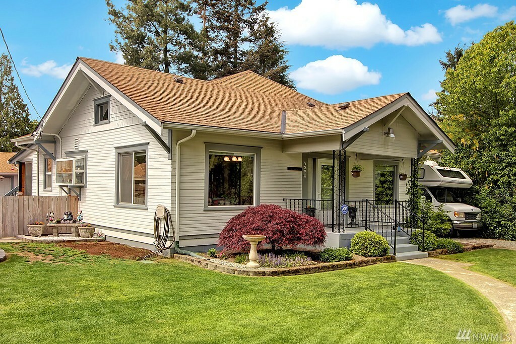 Property Photo: 7224 Olympic Dr WA 98203