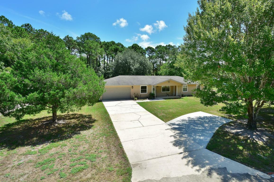 Property Photo: 3704 Arrowhead Drive FL 32086