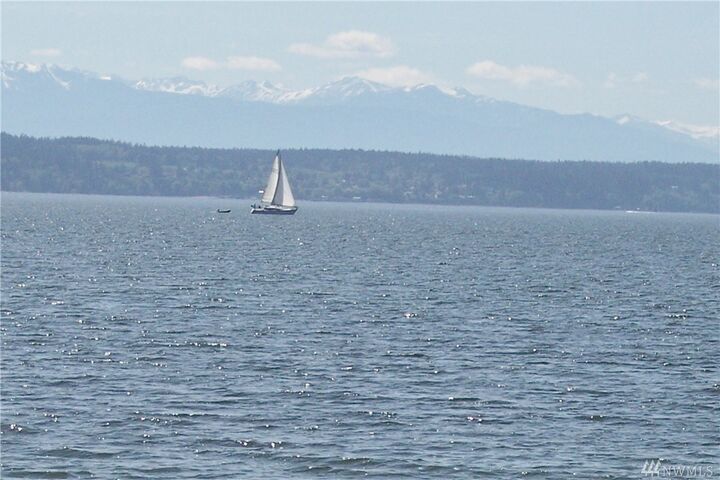 7315 Hermosa Beach Road  Marysville WA 98271 photo