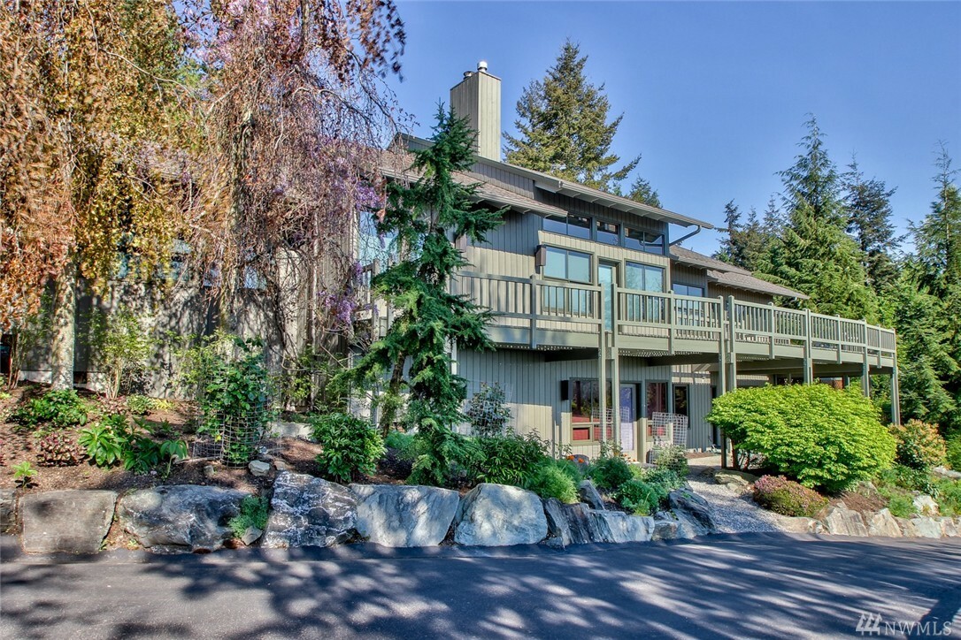 Property Photo: 18192 Peregrine Lane WA 98274