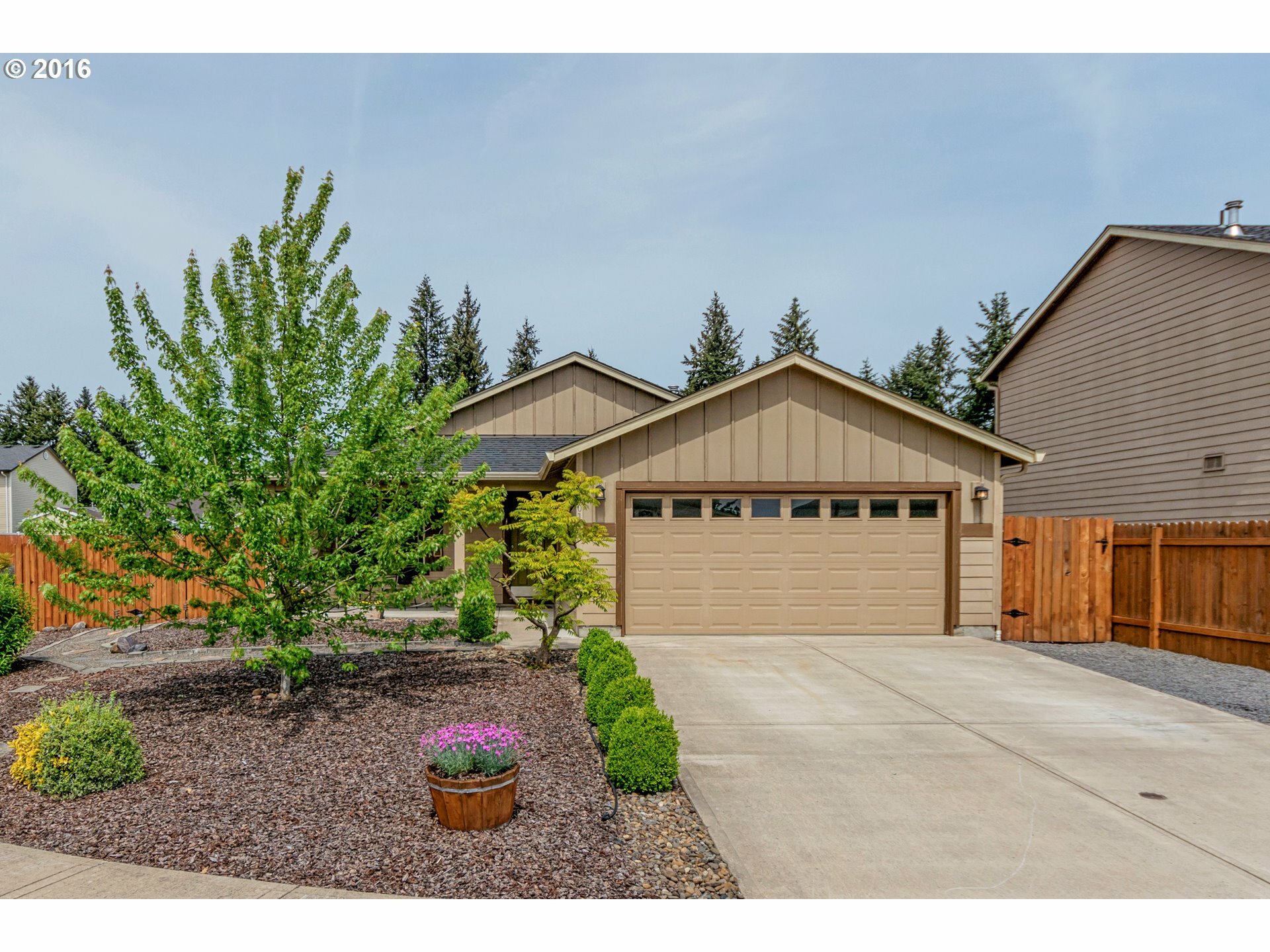 Property Photo: 16010 NE 79th Cir WA 98682