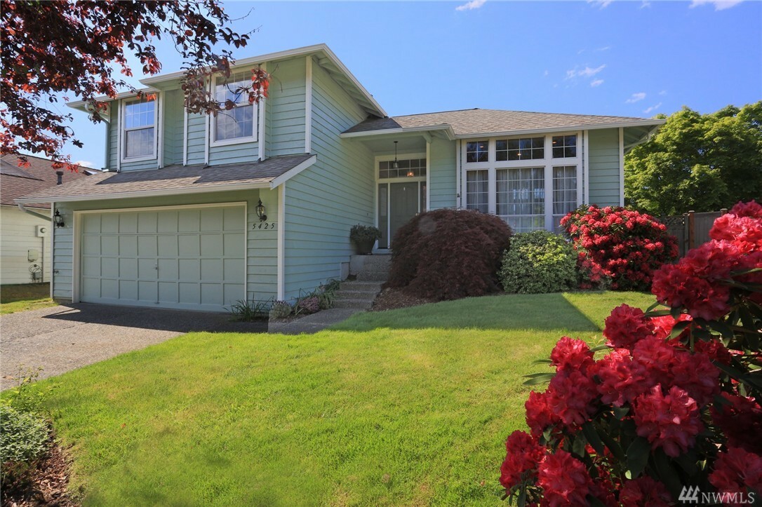 Property Photo: 5425 141st Place SE WA 98208