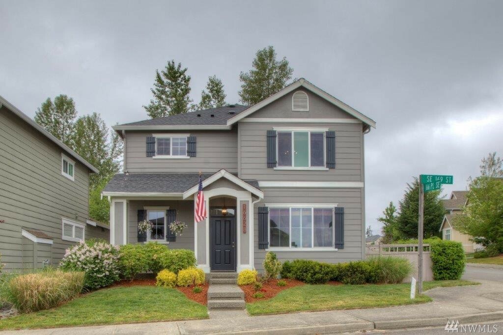 Property Photo:  16628 SE 169th St  WA 98058 