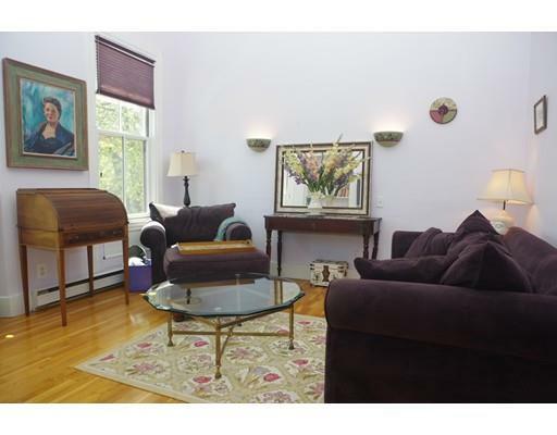 Property Photo:  169 Warren Avenue 2  MA 02116 