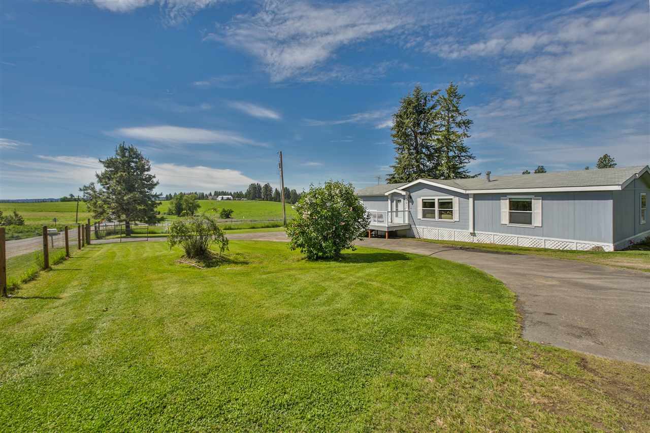 Property Photo:  17911 N Hardesty Rd  WA 99005 