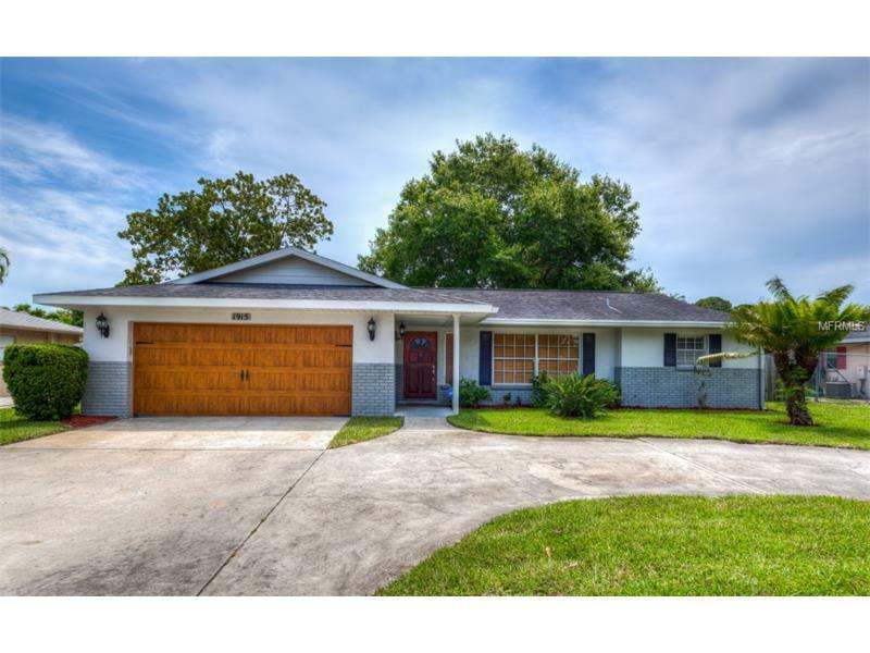 1915 43rd Street W  Bradenton FL 34209 photo