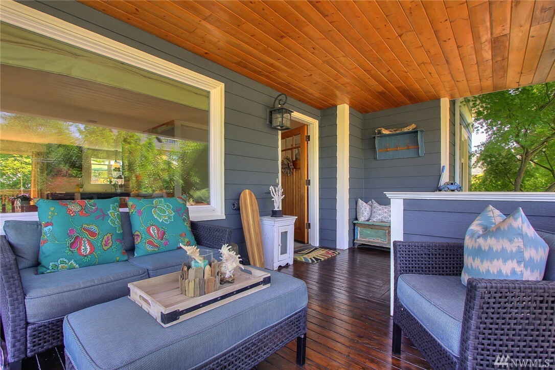 Property Photo:  2915 NW 77th St  WA 98117 