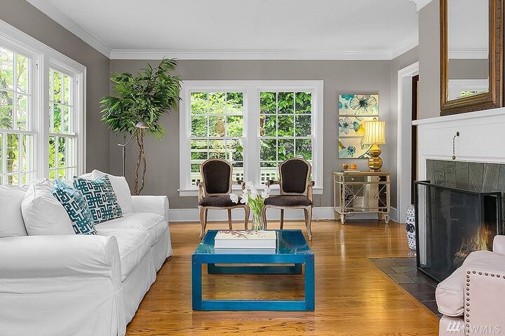 Property Photo:  1727 37th Ave  WA 98122 