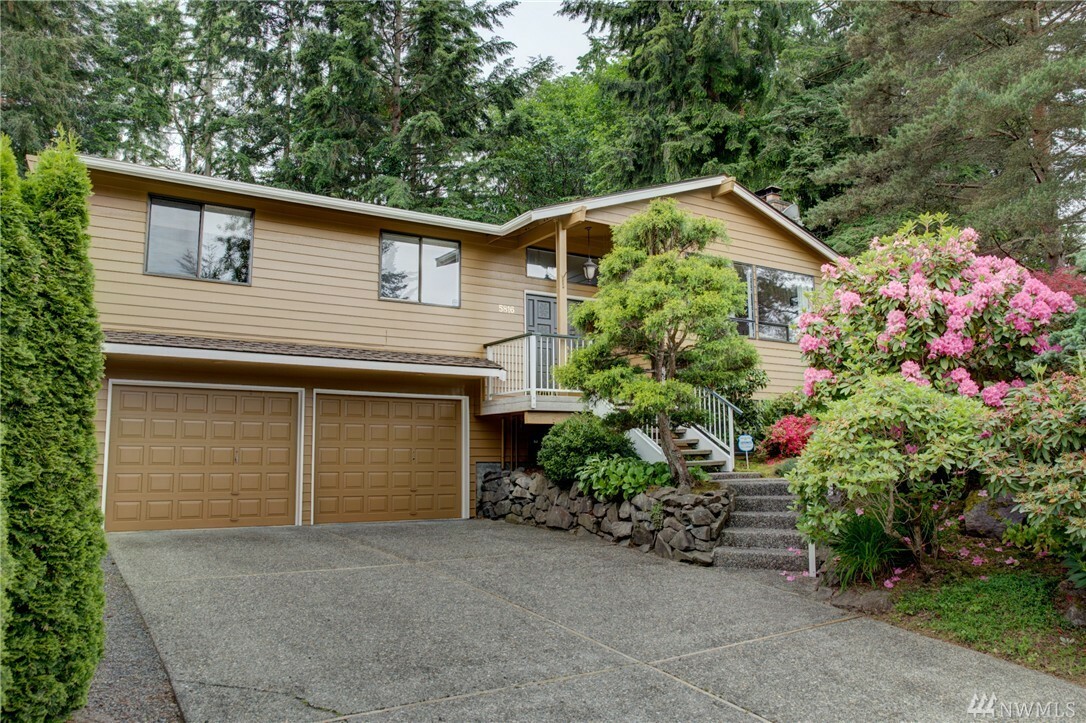 Property Photo:  5816 150th Place SW  WA 98206 