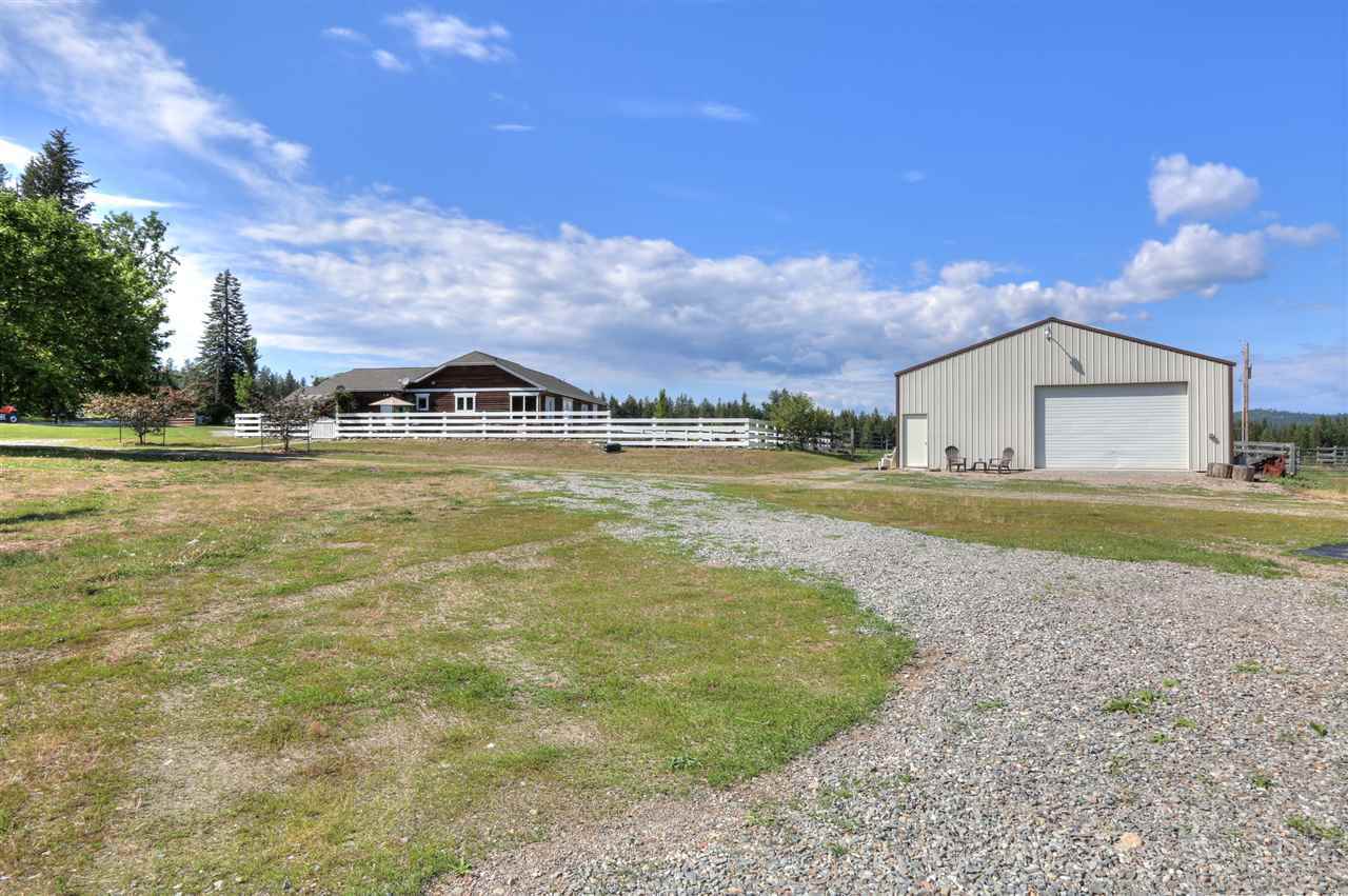 Property Photo:  1405 E Eloika Rd  WA 99006 