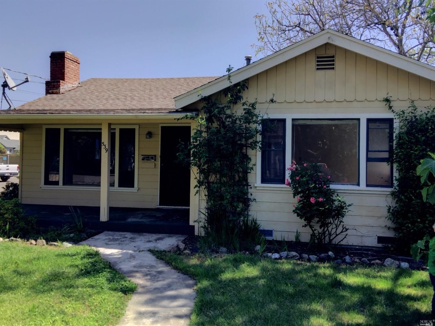 Property Photo:  539 North School Street  CA 95482 