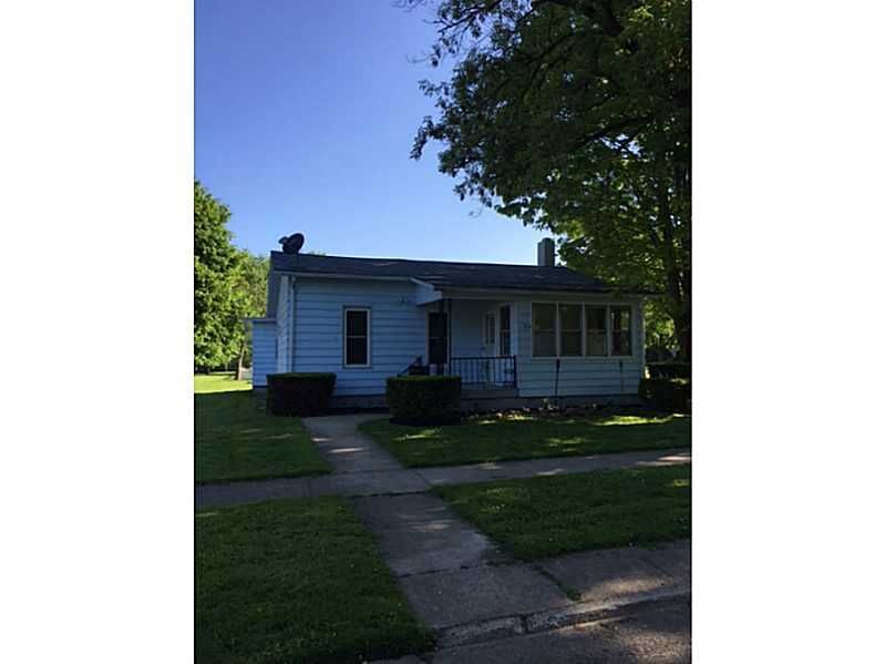 Property Photo:  81 Jackson Avenue  PA 16401 