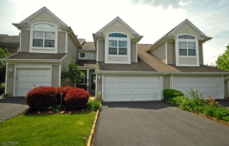 Property Photo: 703 Brandywine Way NJ 08886