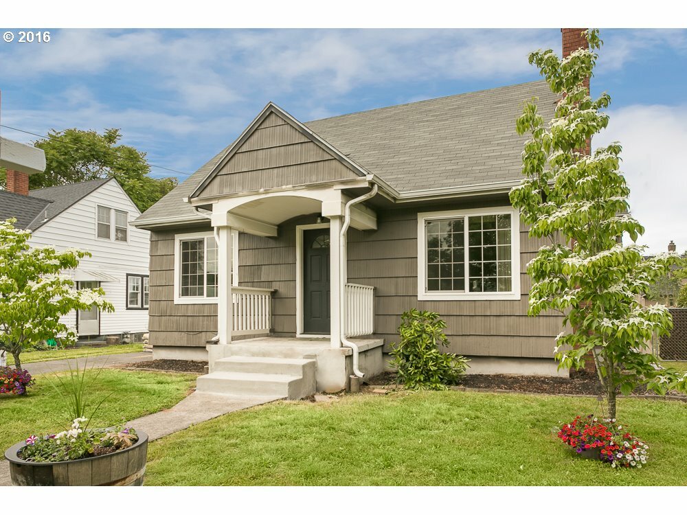 Property Photo: 3033 N Winchell St OR 97217