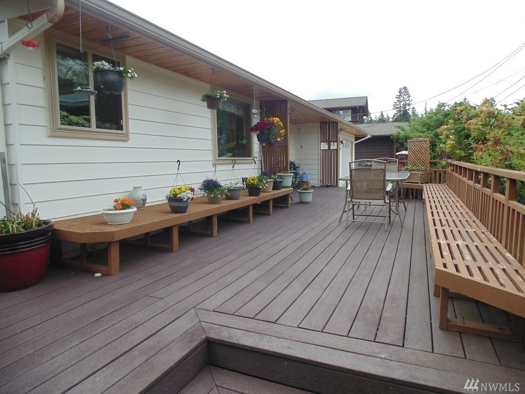 Property Photo: 619 View Ridge Drive WA 98203