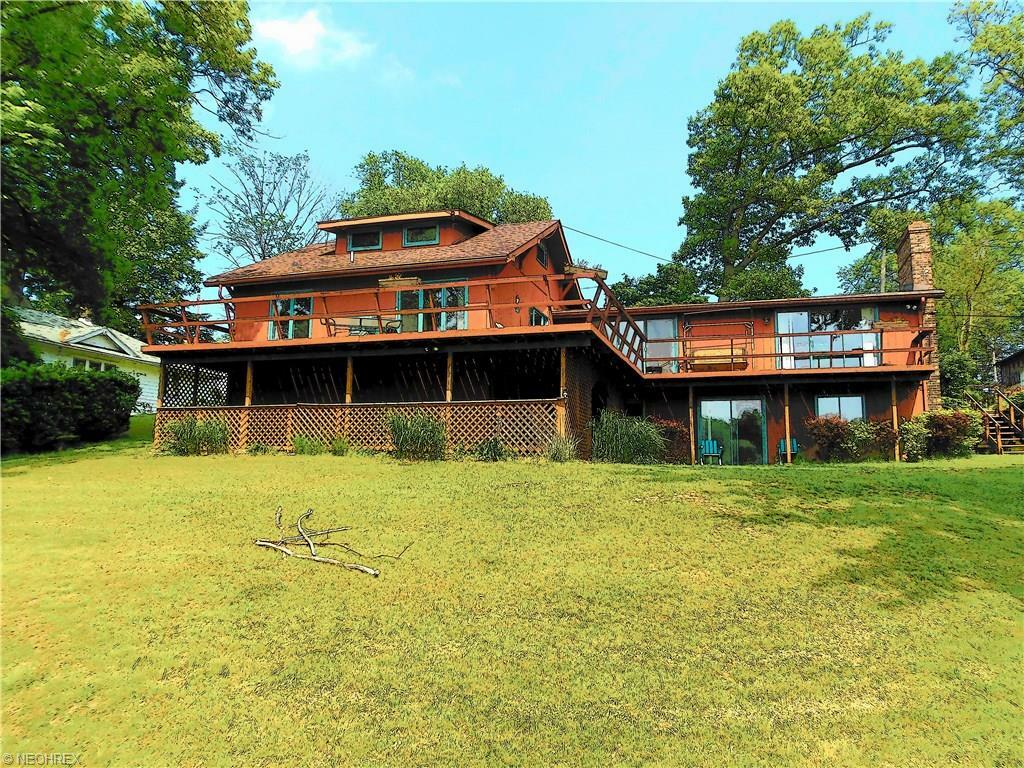 Property Photo:  3590 Birdland Avenue  OH 44319 