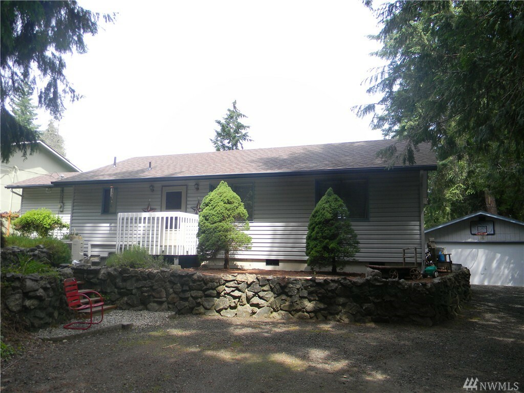 Property Photo:  31 E Forest Dr  WA 98528 